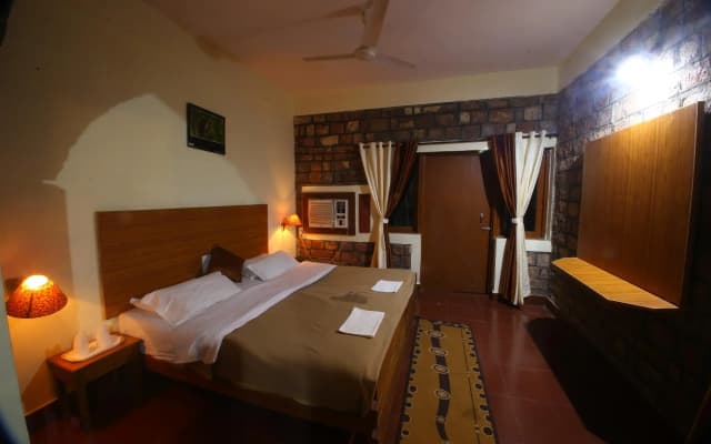 Mogli Jungle Resort