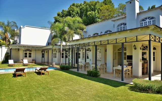 Mont d'Or Sandton Villas