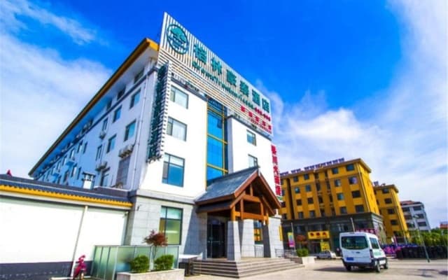 GreenTree Inn WeiFang LinQu ZhanQian Road LuChuan Business Hotel