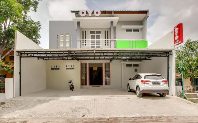 OYO 3170 Songo Residence