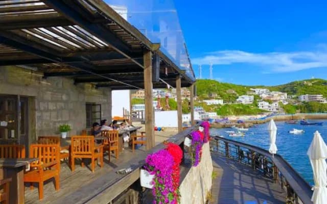 Dongji Inter national Youth Hostel