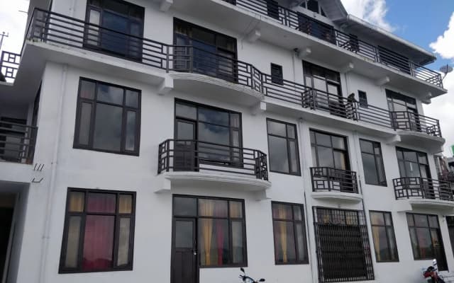 OYO 17380 Lord Krishna Himalayan Hotel
