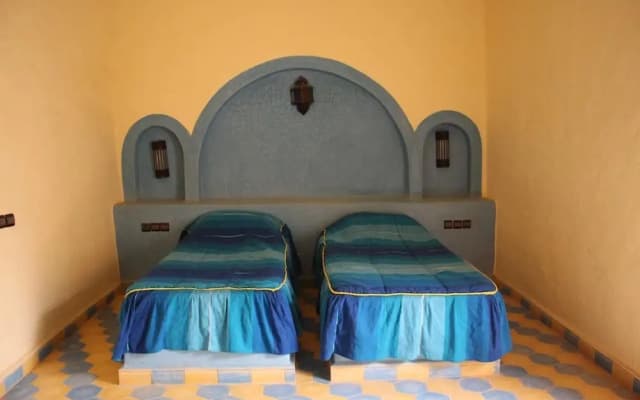 Chez Tihri