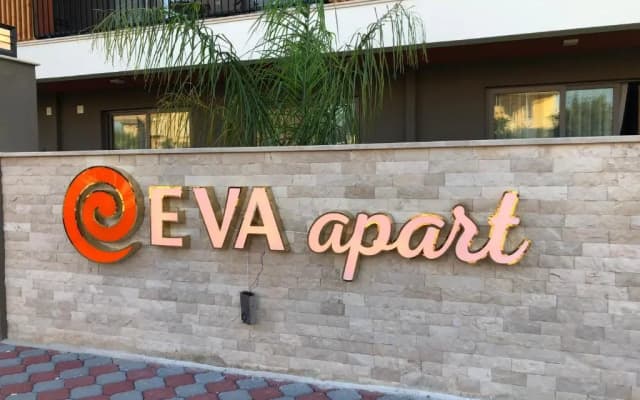 Eva Apart
