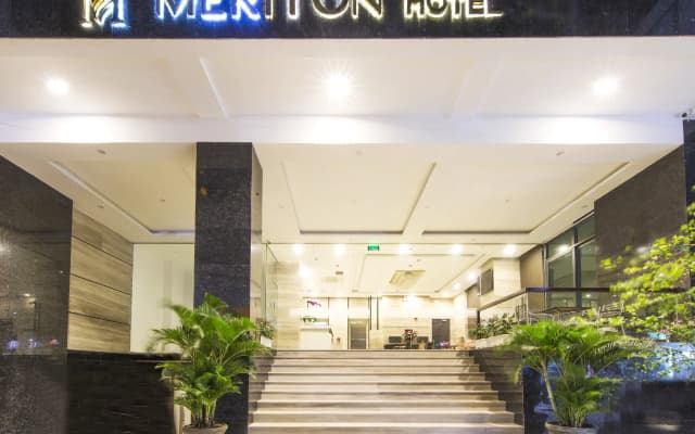 Meriton Hotel