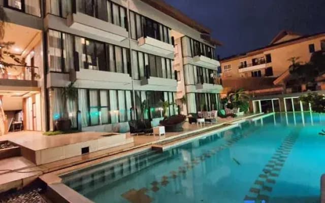 3 bedroom Penthouse at Asiana Villas in Boracay 5 minutes walk to White Beach