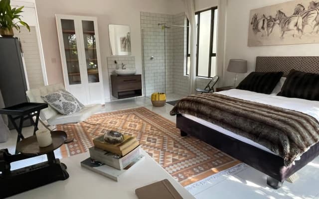 PepperTree Guest House