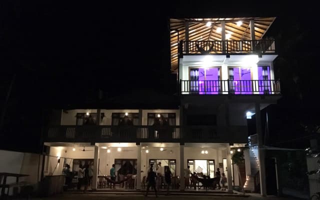 Chill House (Good Story)