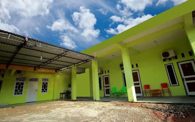 OYO 2585 Sherren Guest House