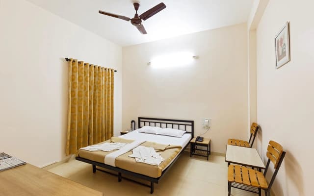 Hotel Rajpurush