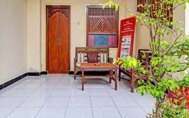 OYO 91208 Suana Guest House