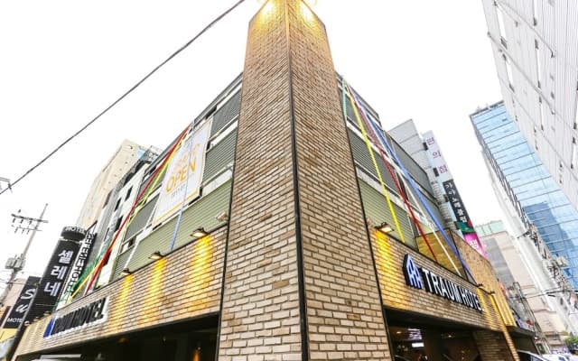 Jamsil Traum Hotel