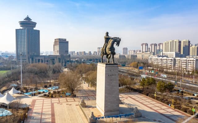 Vyluk Hotel (Hohhot Xinhua Plaza)