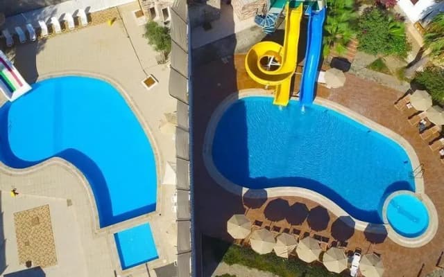 Sude Beach Resort Hotel