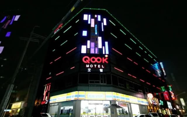 Gwangju Sinandong Qook