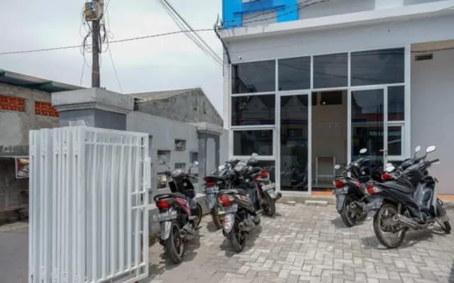 RedDoorz near Tamansari Shopping Center Salatiga