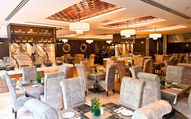 Howard Johnson by Wyndham Kota Kinabalu City Centre