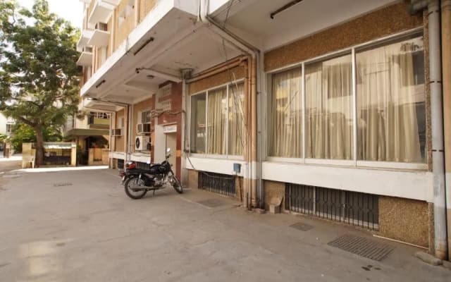 Lloyds Serviced Apartments, Near Music Academy