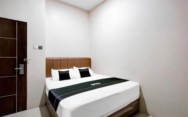 Hotel O Balikpapan near Siloam Hospital formerly Syafla Guest House