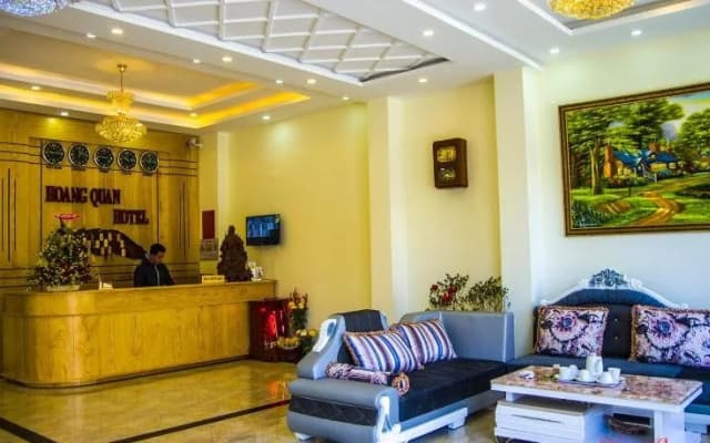 Hoang Quan Hotel