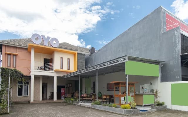 OYO 562 Griya Hanum Syariah