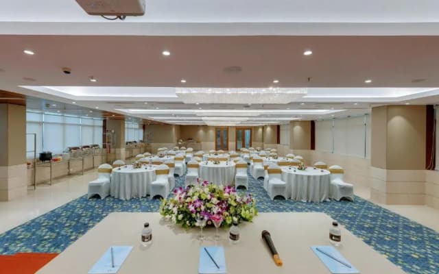 The Fern Residency Navi Mumbai, Turbhe, Series by Marriott