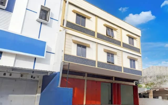 Hotel O Rappocini Near Rsia Paramount