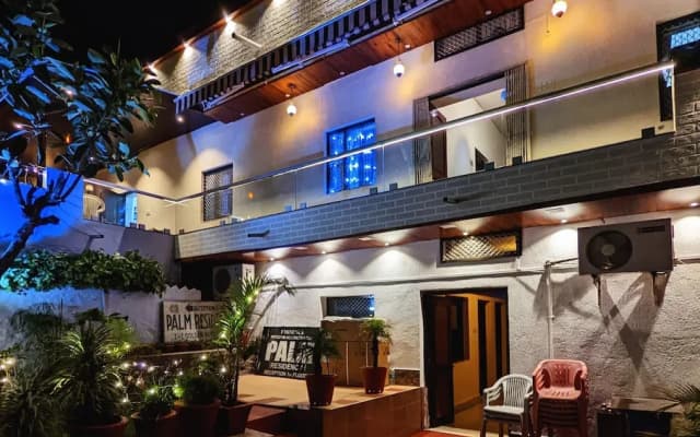 Hotel Hilltop
