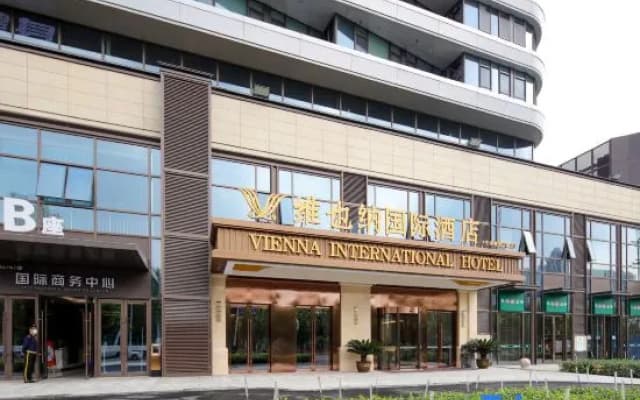 Vienna International Hotel (Grand Theater Store, Jianhua Street, Shijiazhuang)