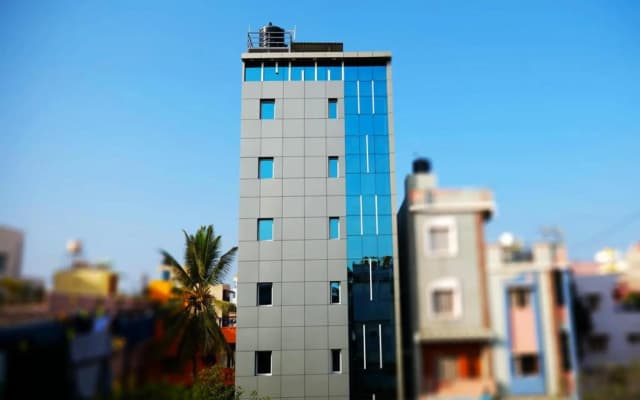 The Ventura Grand Hotel