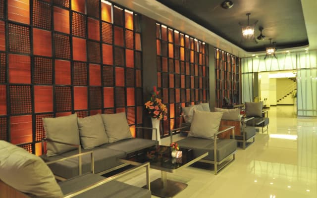 Platinum Hotel