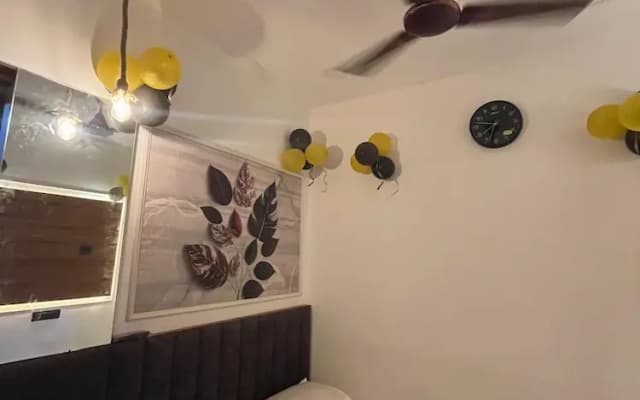 Mahaveer Lodge