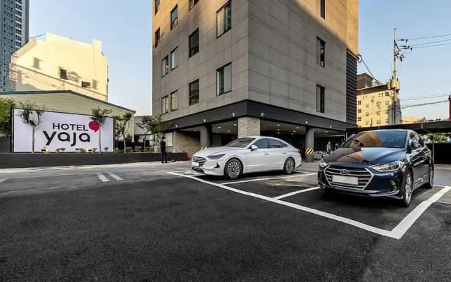 Hotel YaJa Masan Odong
