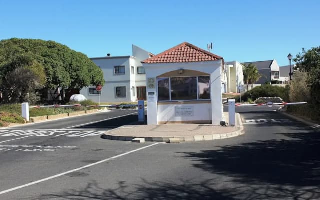 Seasons of Serenity, Langebaan 8-sleeper