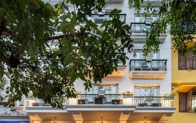 Acoustic Hotel & Spa