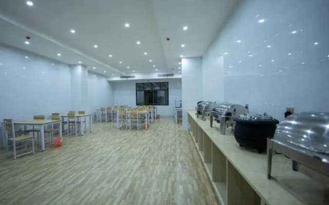 GreenTree Inn Yiyang North Bus Station