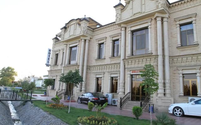 Отель Boulevard Palace