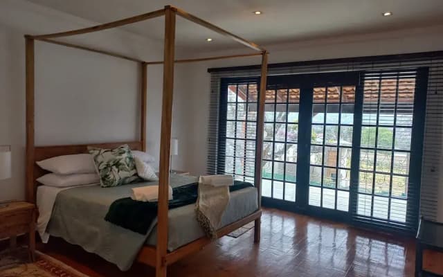 Jakes's Place Modern Comfortable & Sunny 3-bedroom House in Kensington