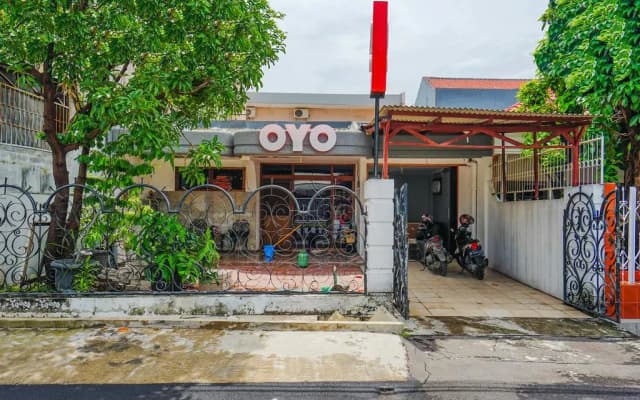 OYO 331 Osuko Residence