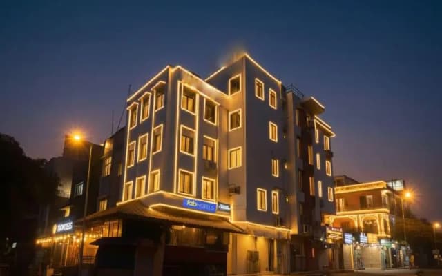 Fabhotel Blue Moon Home Stay