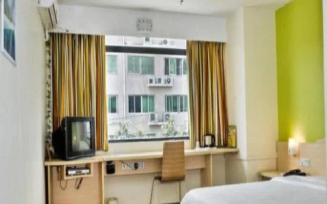 7Days Inn Lanzhou West Railway Station
