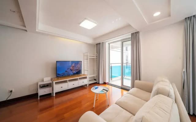 Tyms Xujiahui Modern 1BR APT