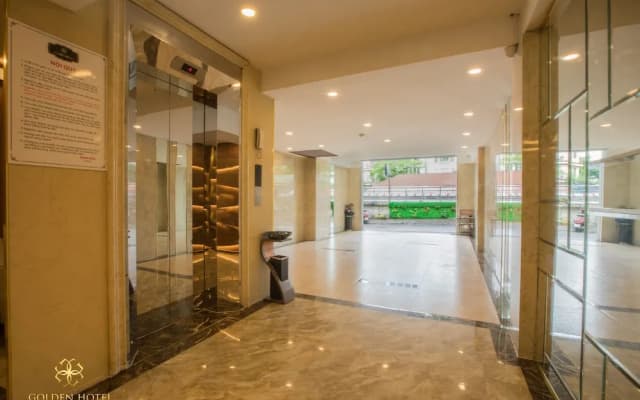 Golden Hotel