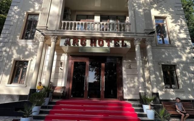 Arg Hotel