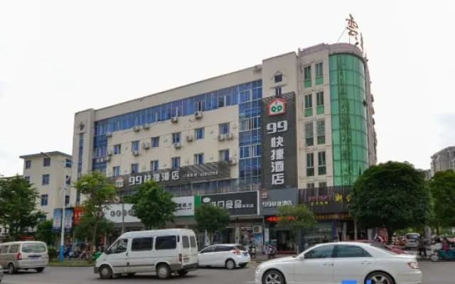 Rooftop 99 Express Hotel