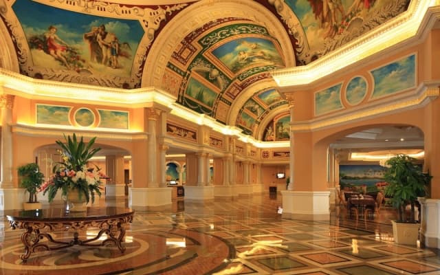Shaoguan Country Garden Phoenix Hotel