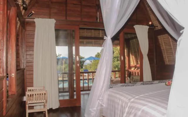 Harta Lembongan Villas