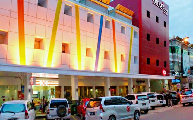 Amaris Hotel Nagoya Hill - Batam