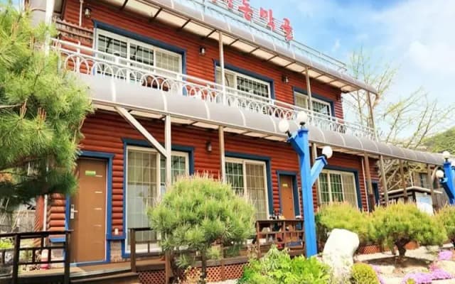 Dongmakgol Pension