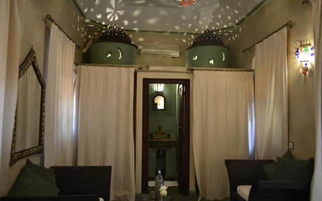 Riad Charik